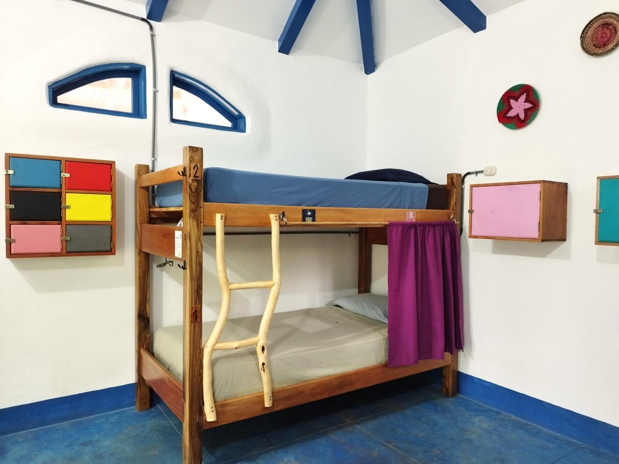 La Urraca Loca Hostel Бальге Экстерьер фото